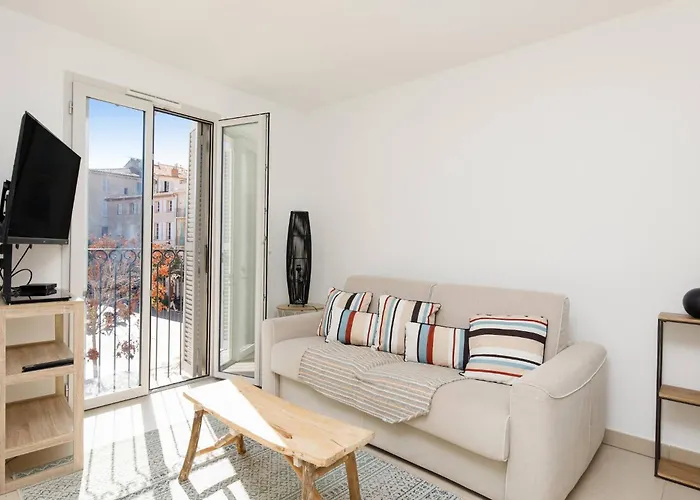 Calypso- Superbe Perle, Vieil Antibes, Wifi, Climatisation Antibes