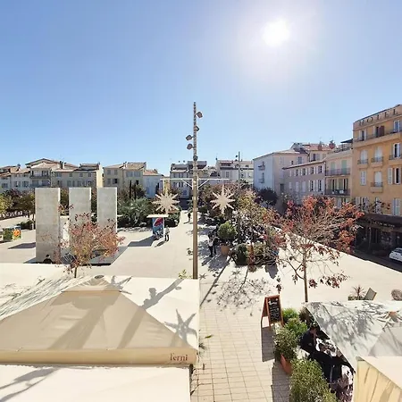 Apartment Calypso- Superbe Perle, Vieil Antibes, Wifi, Climatisation *