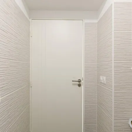 아파트 Calypso- Superbe Perle, Vieil Antibes, Wifi, Climatisation