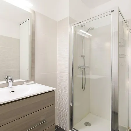 Calypso- Superbe Perle, Vieil Antibes, Wifi, Climatisation Antibes