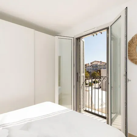 Calypso- Superbe Perle, Vieil Antibes, Wifi, Climatisation