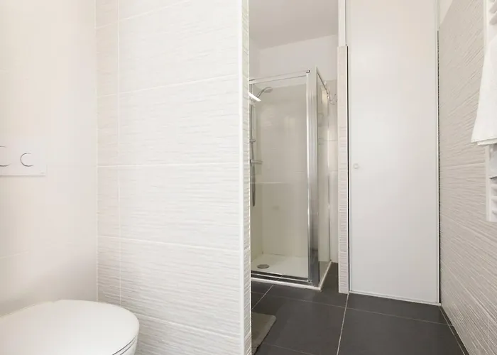 Calypso- Superbe Perle, Vieil Antibes, Wifi, Climatisation Apartment Antibes