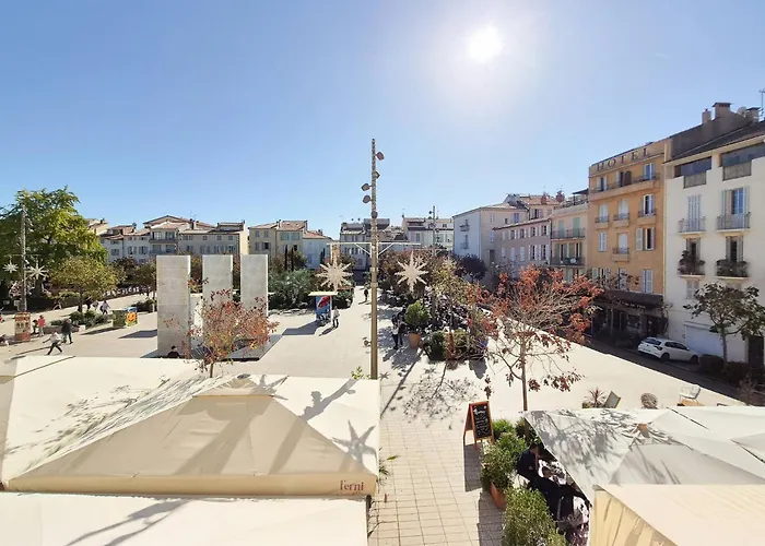 Calypso- Superbe Perle, Vieil Antibes, Wifi, Climatisation *